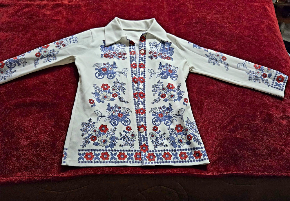 VintageWomen Button-Down Collared Long Sleeve Floral Shirt White/Red/Blue Sz S/M